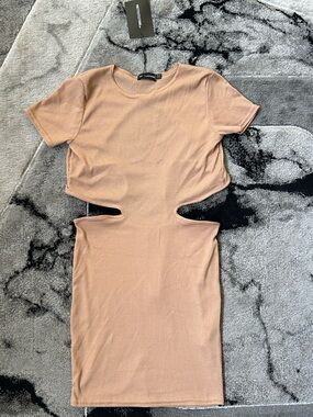 PrettyLittleThing Nude Ribbed Cutout Midi Dress